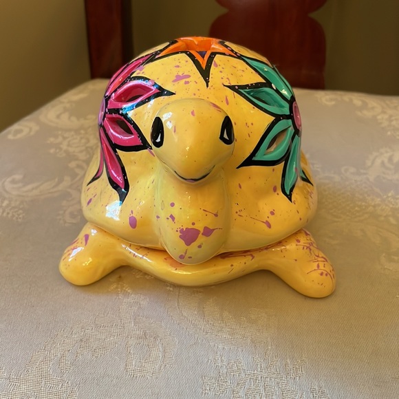 Hand painted ceramic yellow turtle fairy light, tea light candle votive holder - Picture 2 of 11